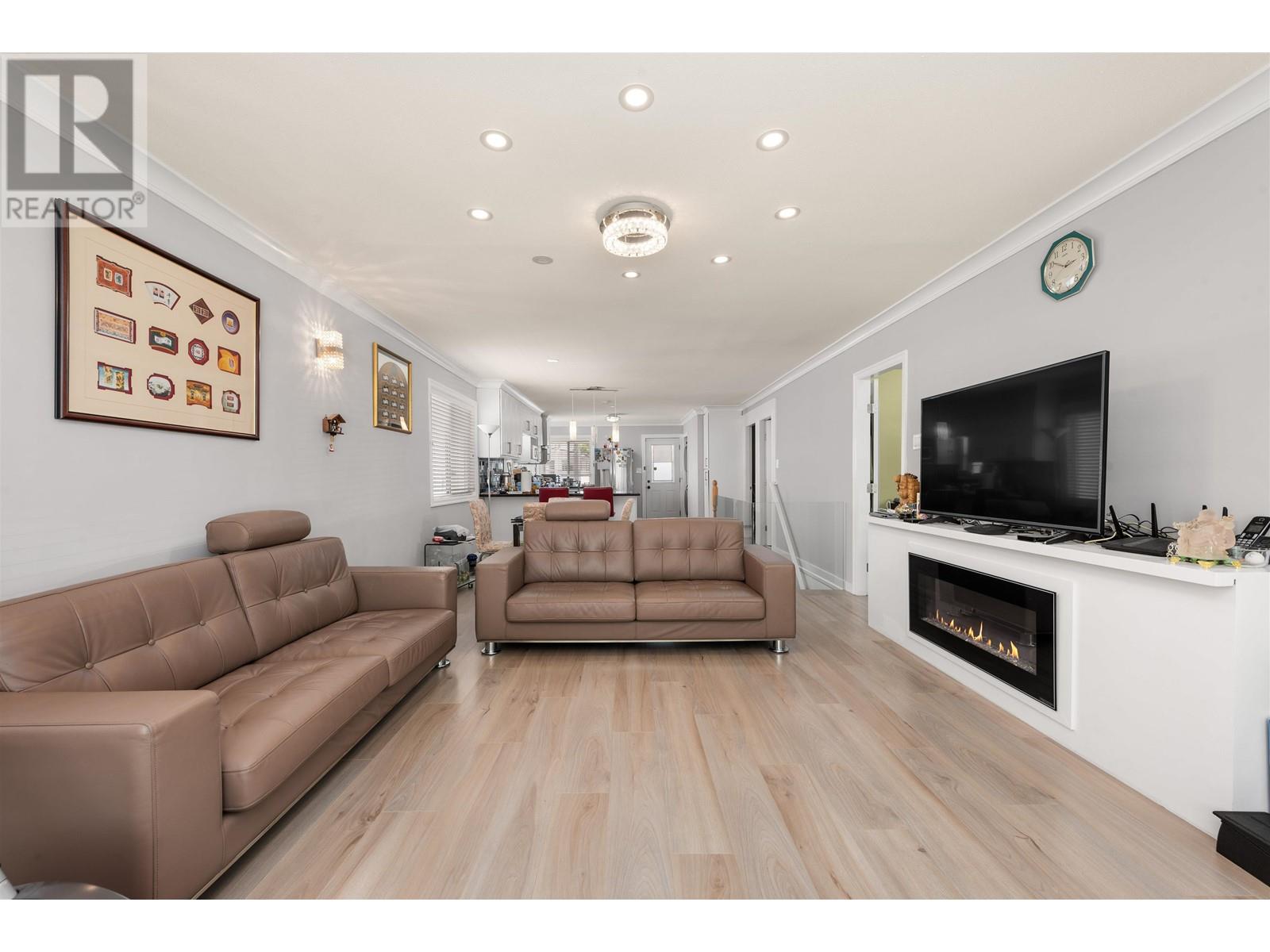 2436 E 45TH AVENUE, Vancouver real estate listing R3013274