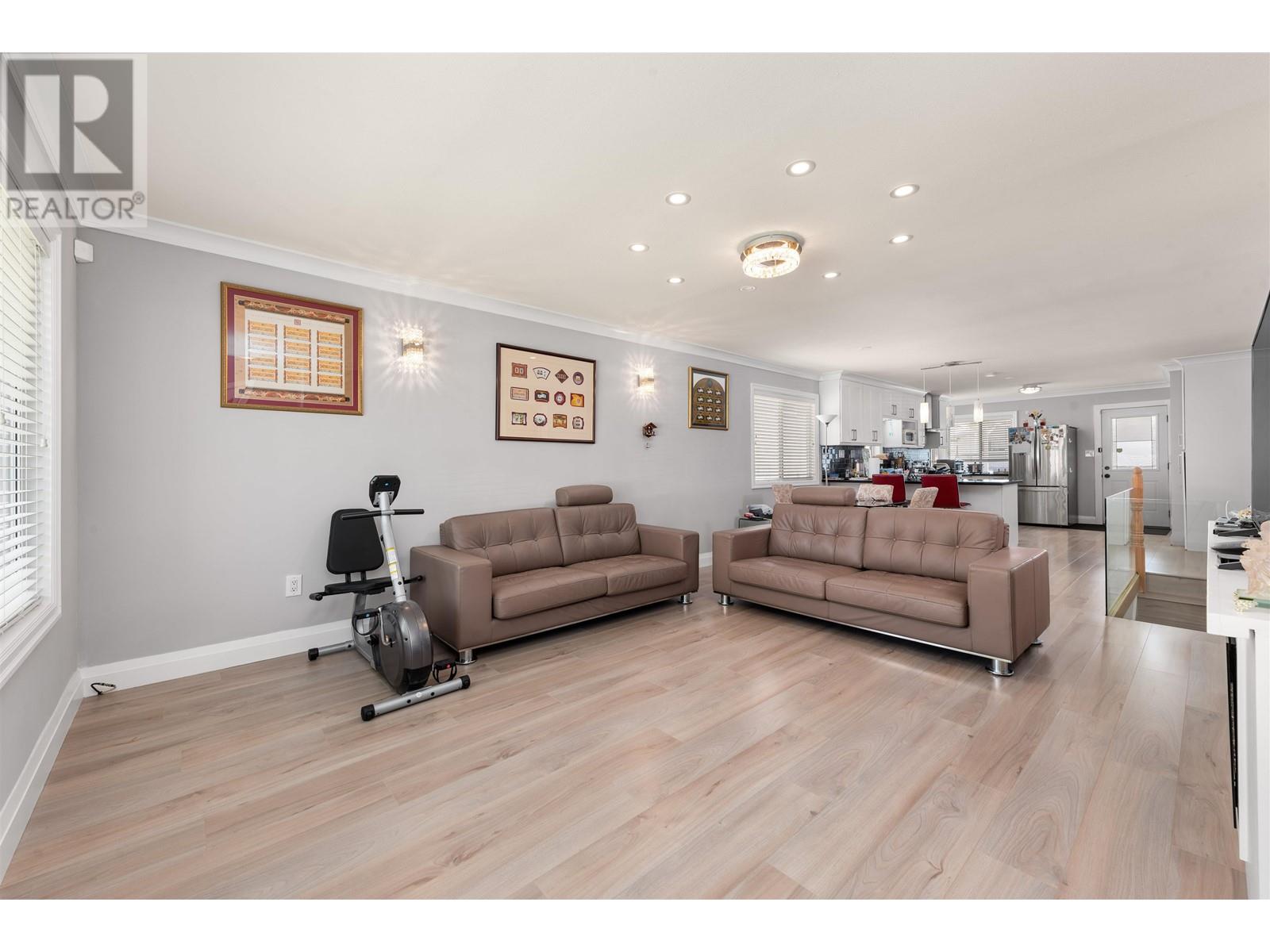 2436 E 45TH AVENUE, Vancouver real estate listing R3013274