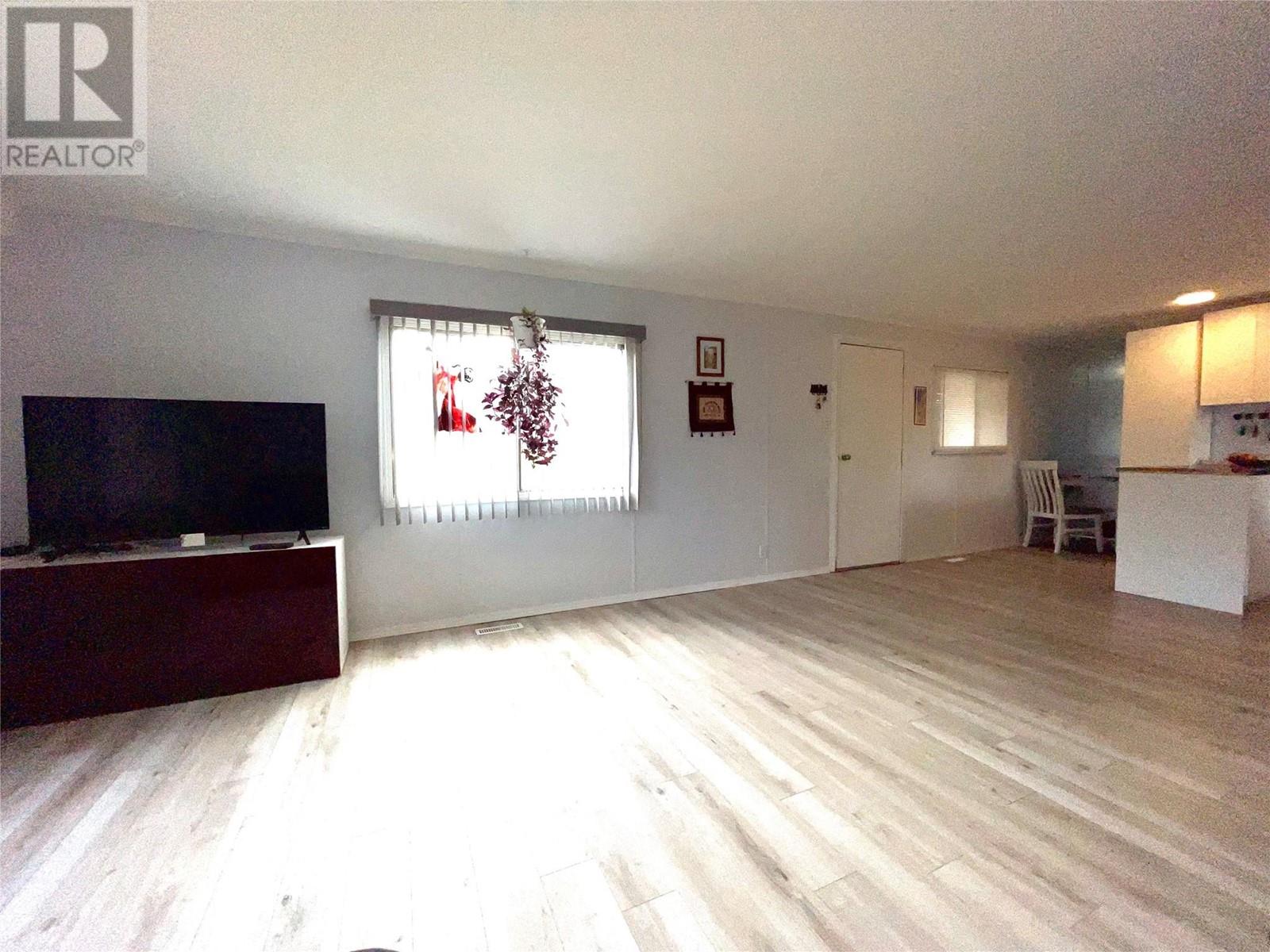 2321 33RD Avenue N, Cranbrook