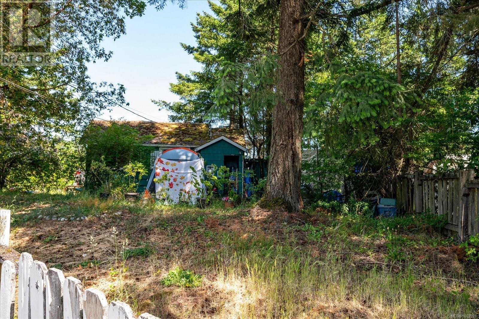 1790 Waddington Rd, Nanaimo