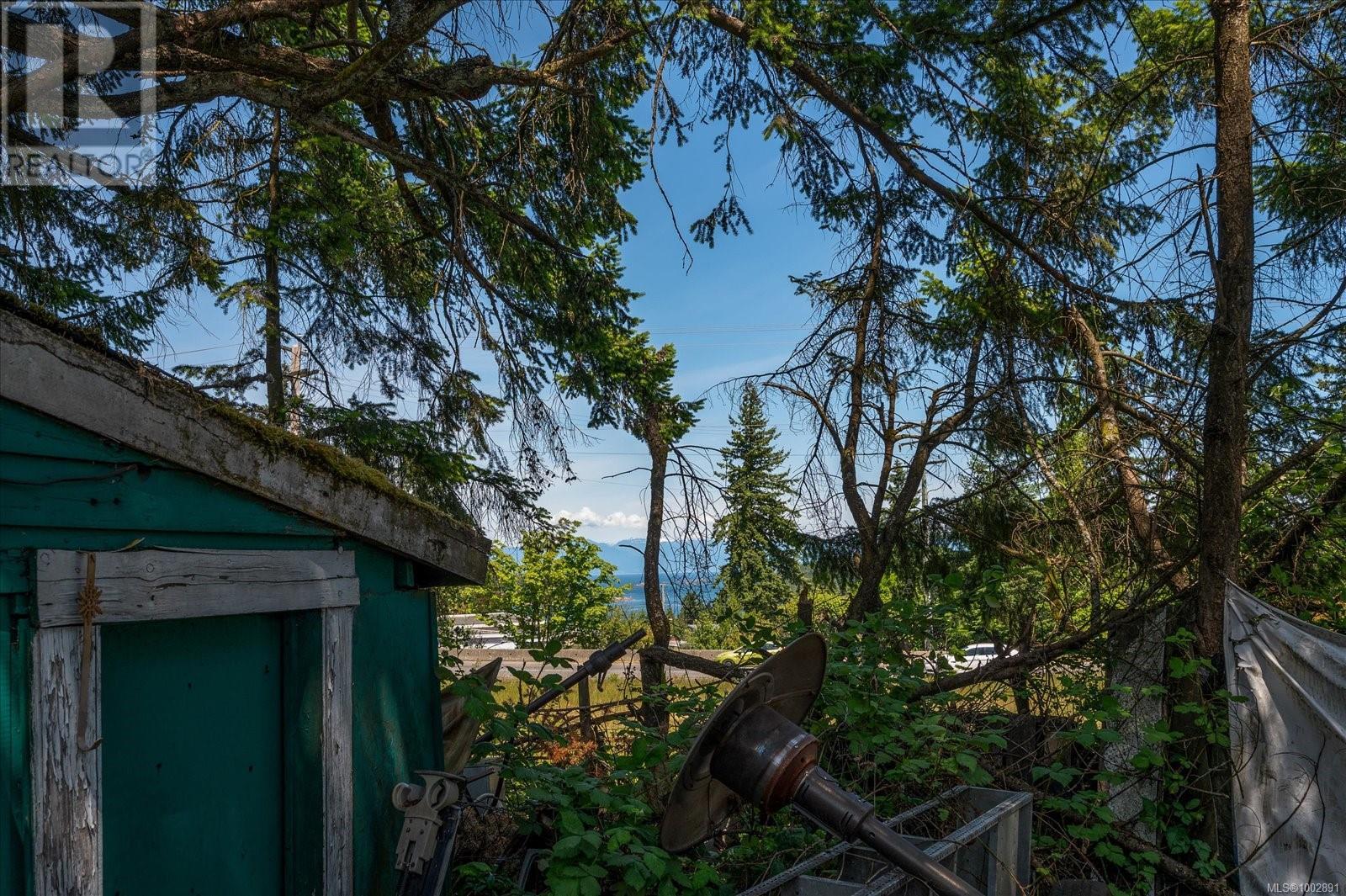 1790 Waddington Rd, Nanaimo