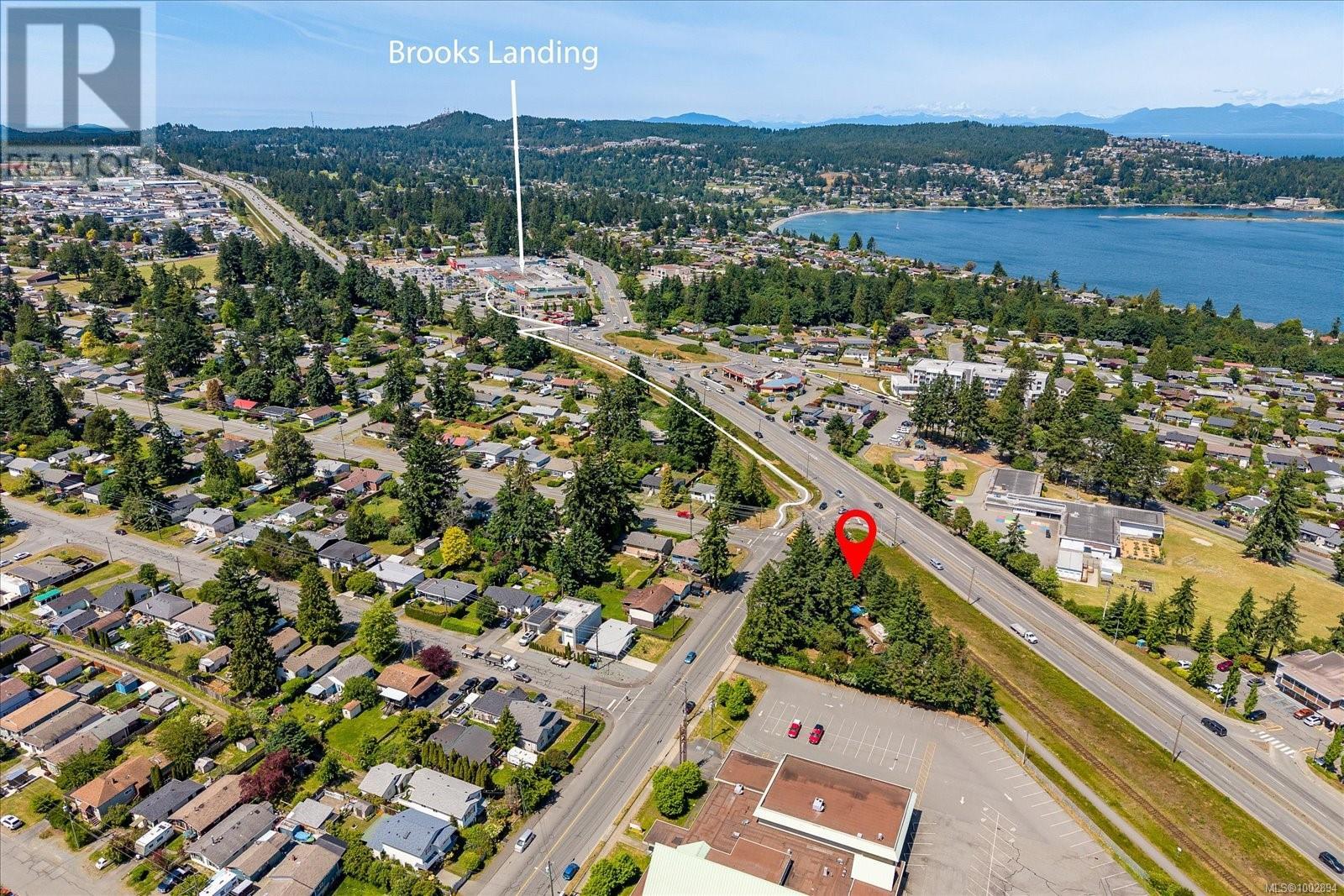 Photo 3 of 1750 Waddington Rd, Nanaimo BC