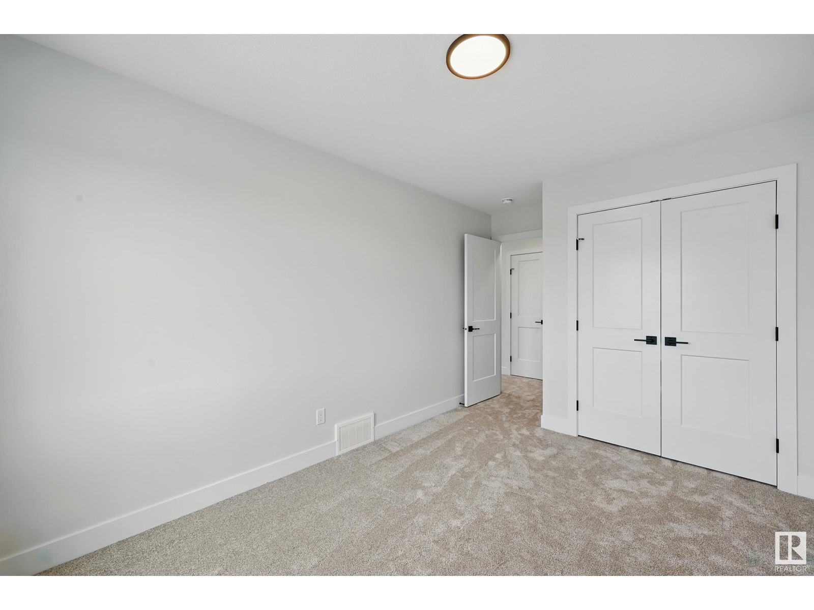 Photo 36 of 6212 Dansereau Cr, Beaumont AB