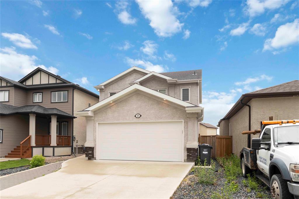 Photo 11 of 83 Falcon Creek Bay, Winnipeg MB