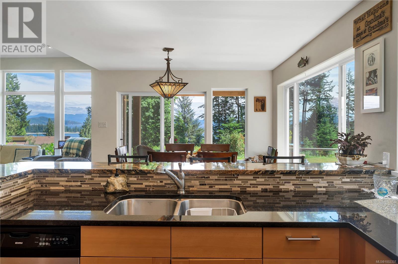 620 Valpy Rd, Quadra Island