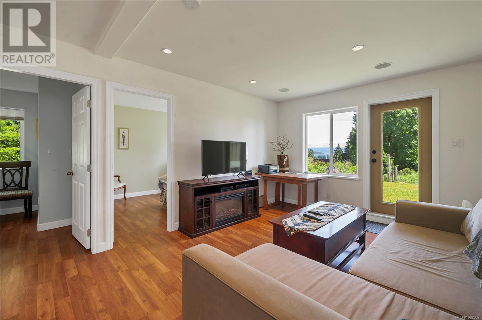 620 Valpy Rd, Quadra Island