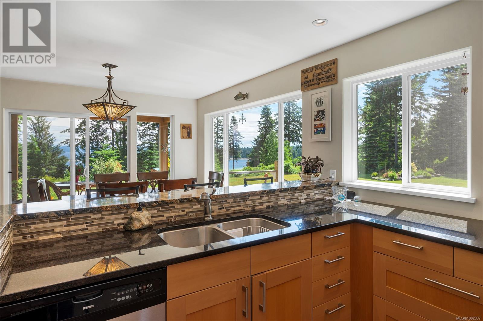 620 Valpy Rd, Quadra Island