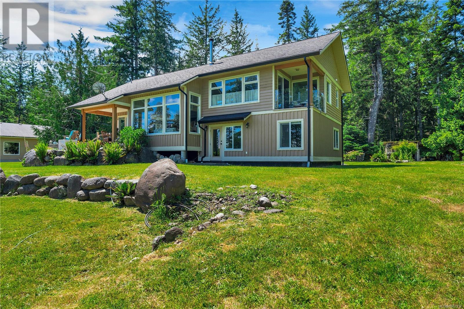 620 Valpy Rd, Quadra Island