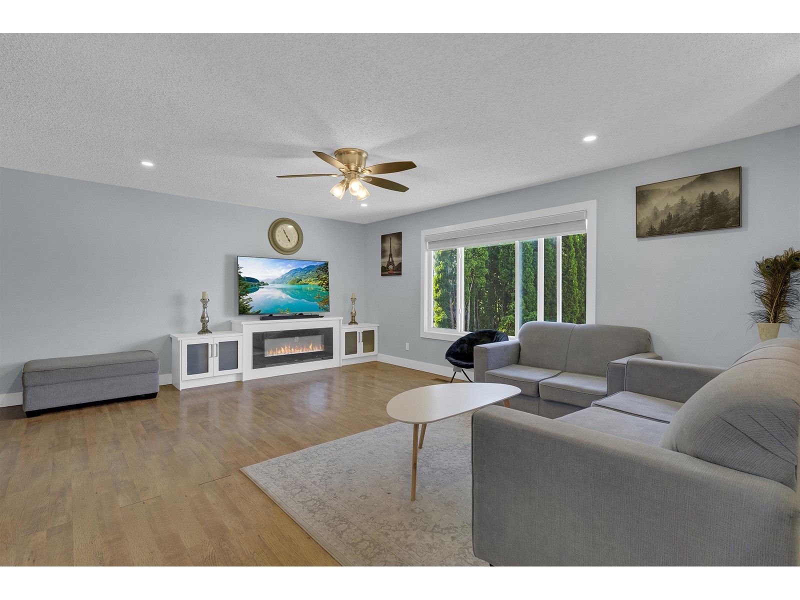 Photo 8 of 19966 50 A Avenue, Langley BC