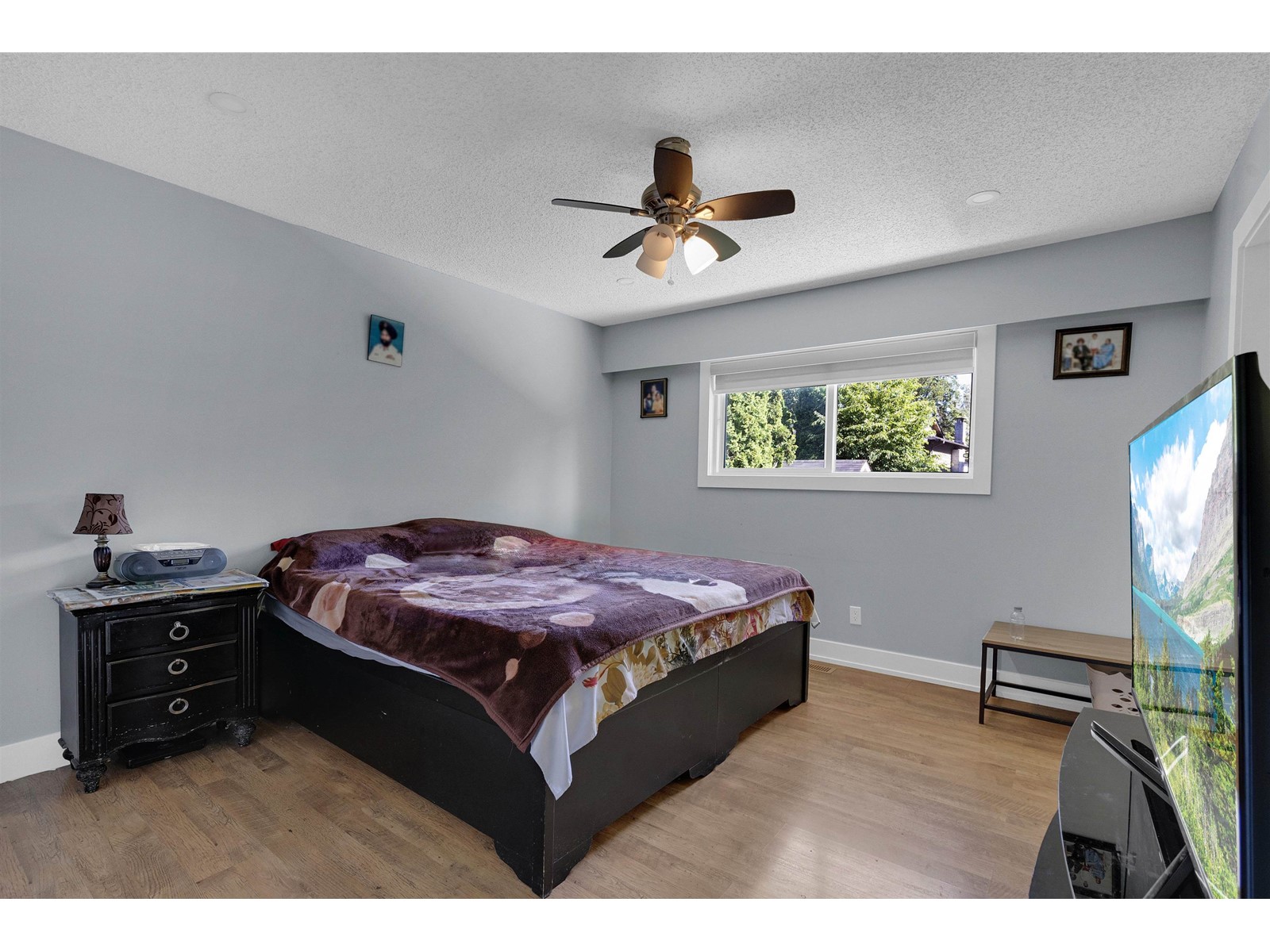 Photo 11 of 19966 50 A Avenue, Langley BC