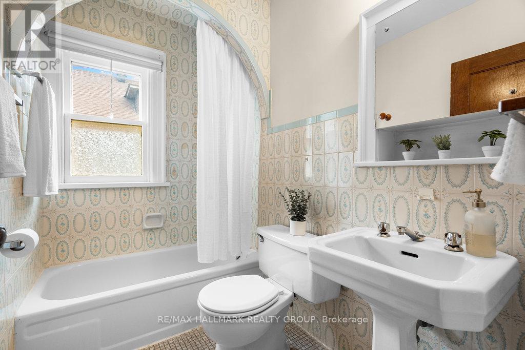 Photo 27 of 386 388 First Avenue, Ottawa ON