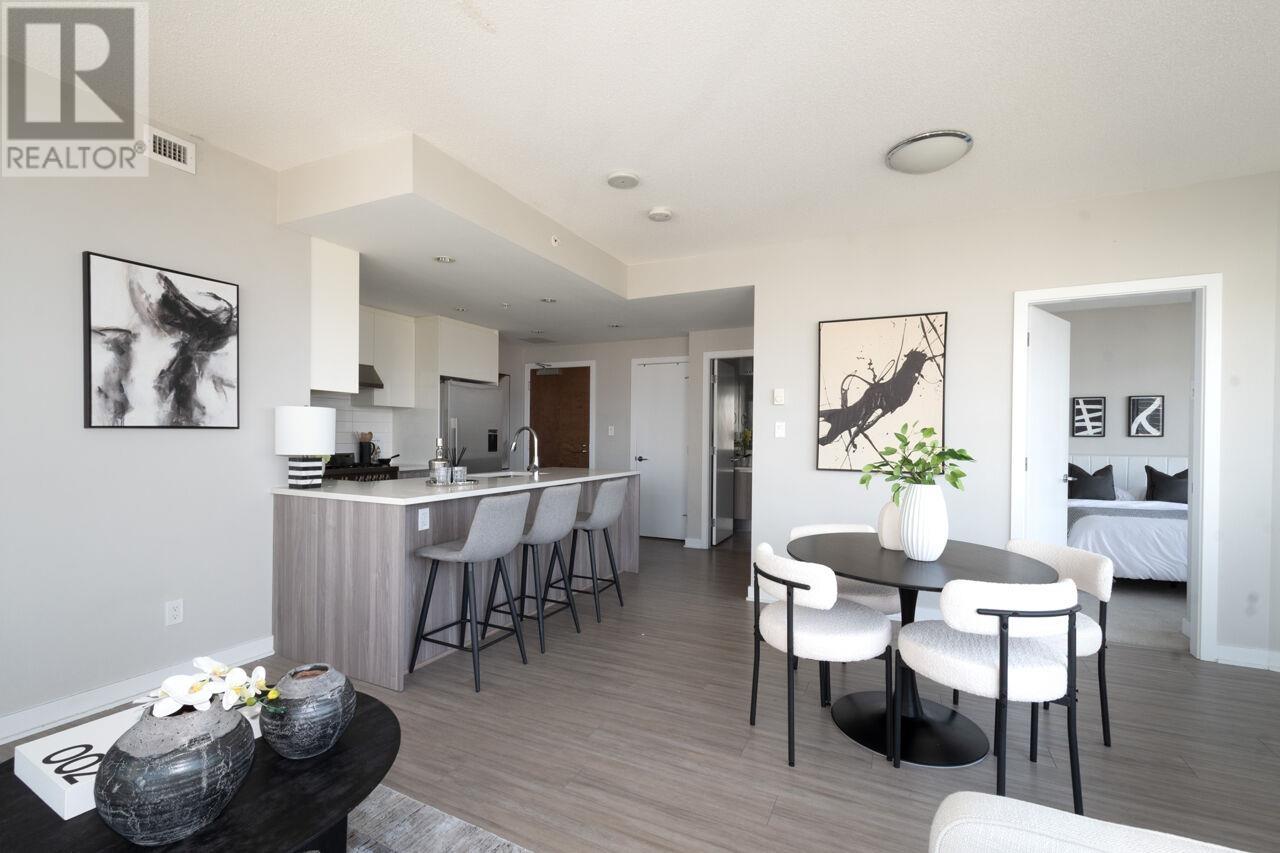 Photo 6 of 2104 4900 Lennox Lane, Burnaby BC