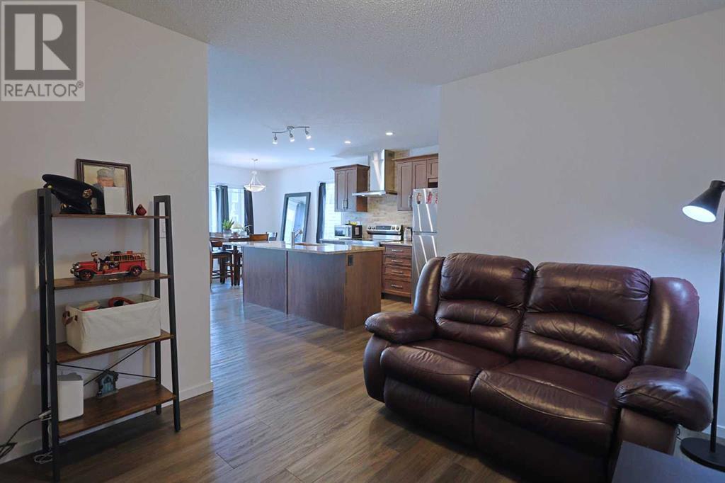 Single Family House for Sale in  Yorkville Avenue SW Yorkville Calgary 