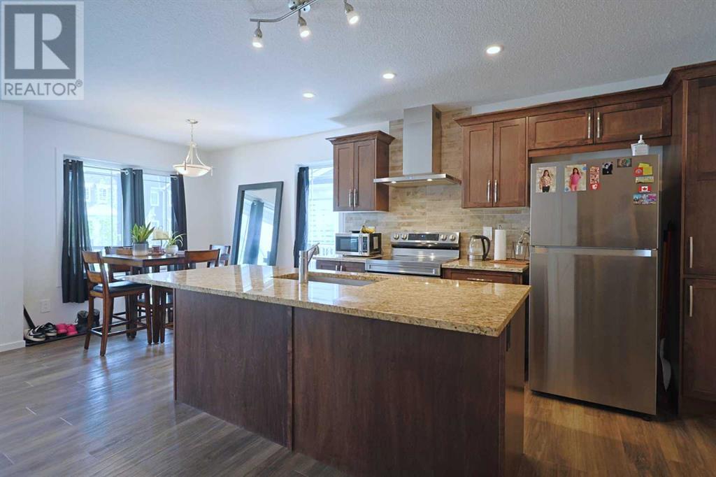Single Family House for Sale in  Yorkville Avenue SW Yorkville Calgary 