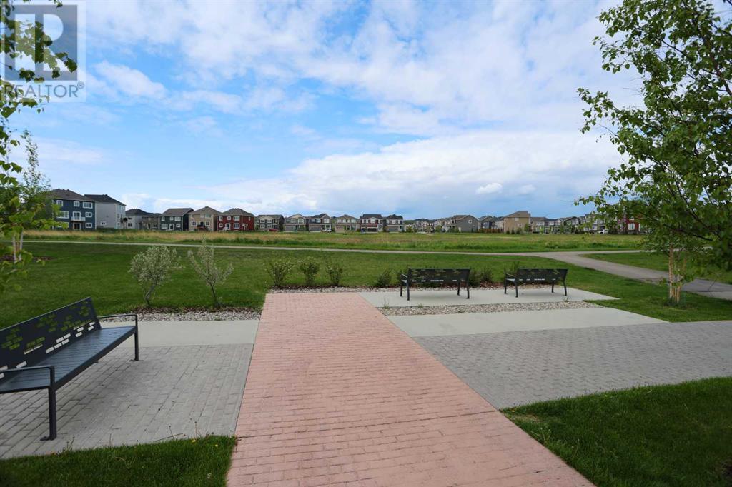 Single Family House for Sale in  Yorkville Avenue SW Yorkville Calgary 