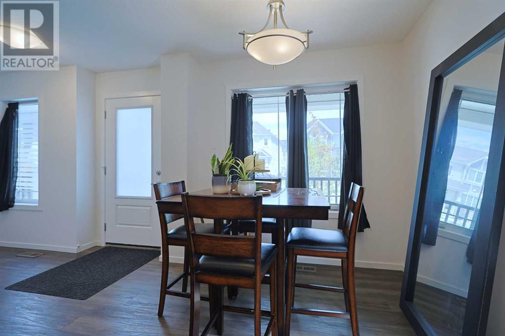 Single Family House for Sale in  Yorkville Avenue SW Yorkville Calgary 