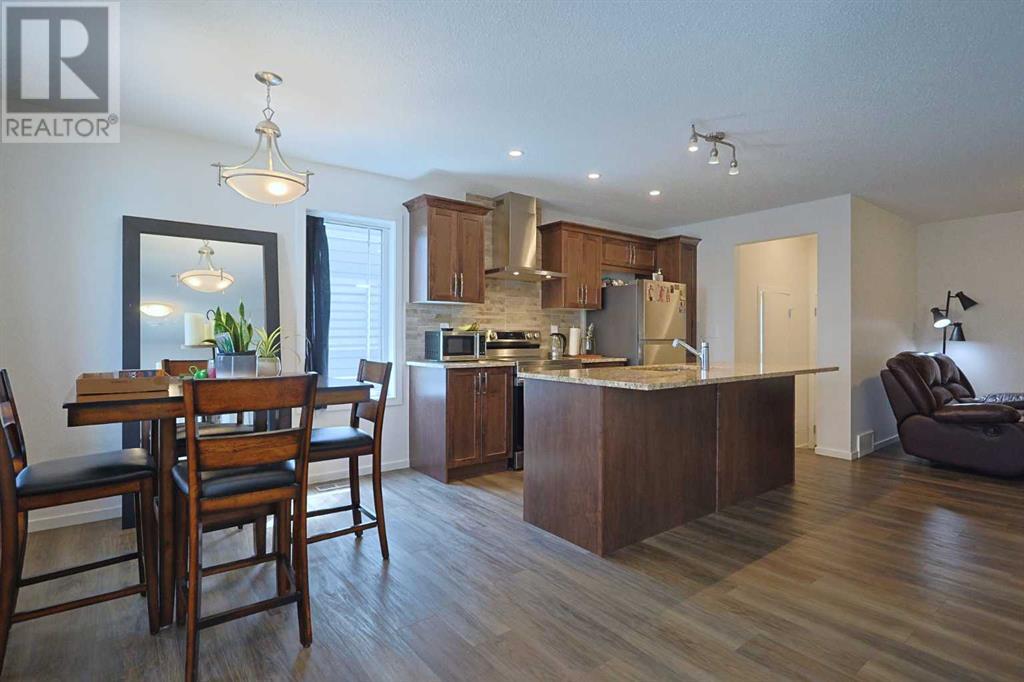 Single Family House for Sale in  Yorkville Avenue SW Yorkville Calgary 