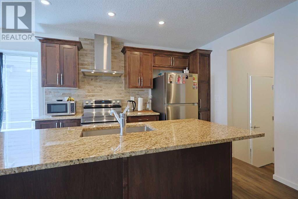 Single Family House for Sale in  Yorkville Avenue SW Yorkville Calgary 