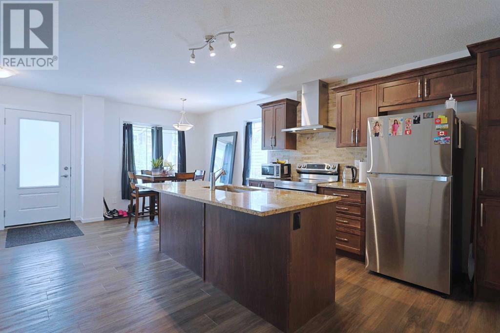 Single Family House for Sale in  Yorkville Avenue SW Yorkville Calgary 