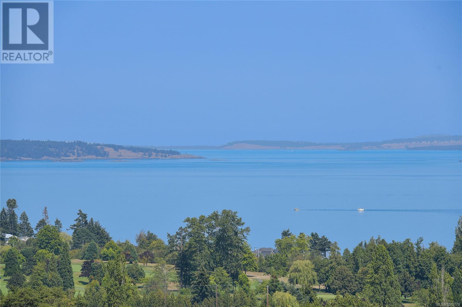 Photo 20 of 503 738 Sayward Hill Terr, Saanich BC