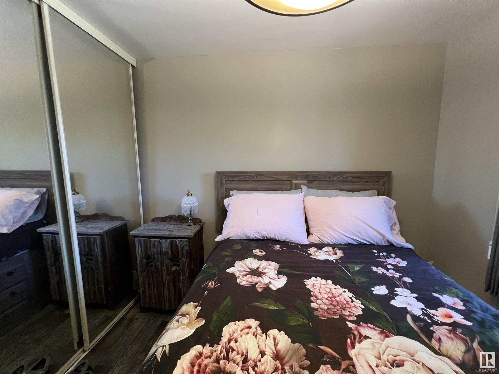 Single Family House Bungalow for Sale in   AV NW Edmonton 