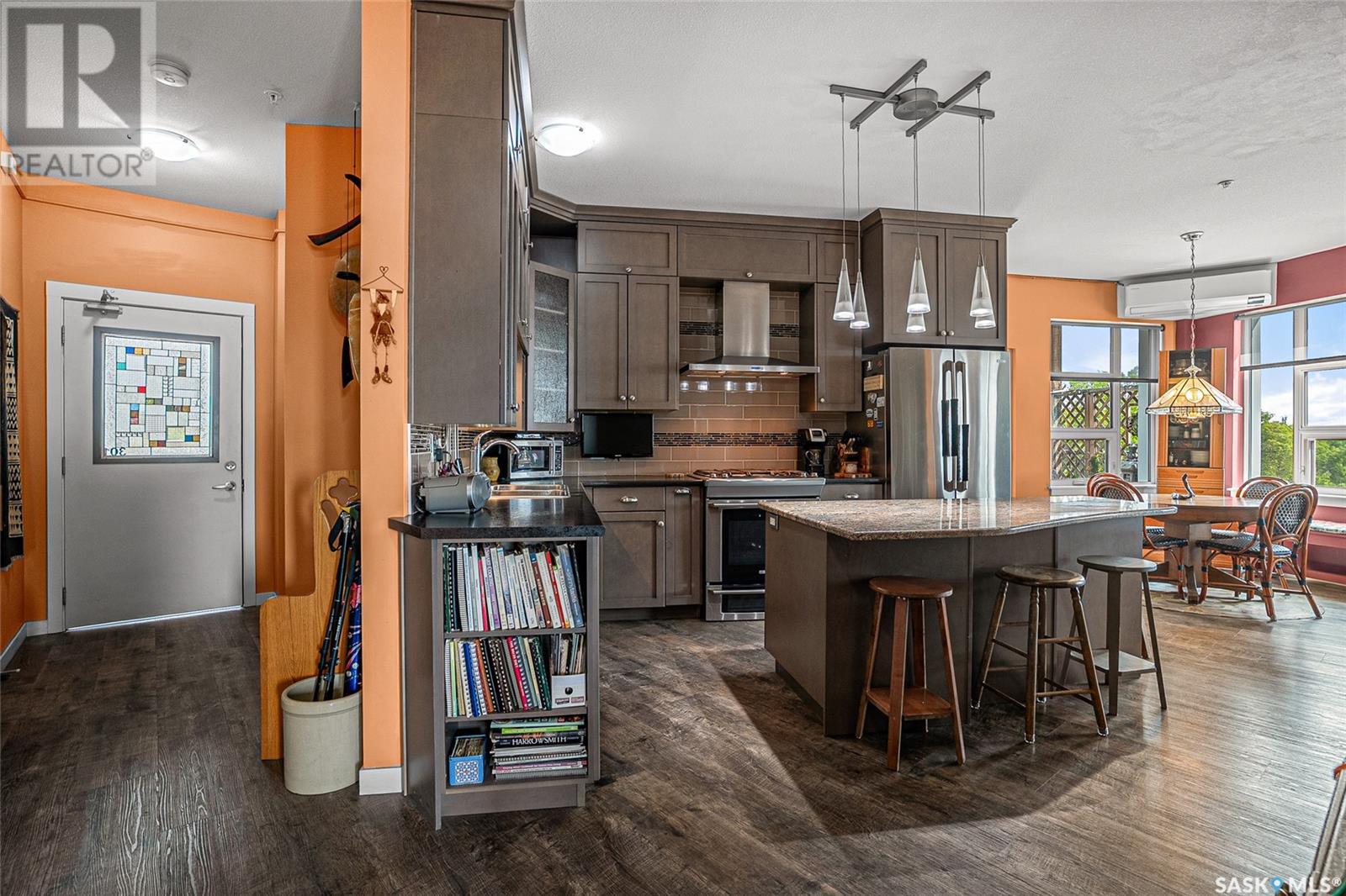 Photo 12 of 301 530 J Avenue S, Saskatoon SK