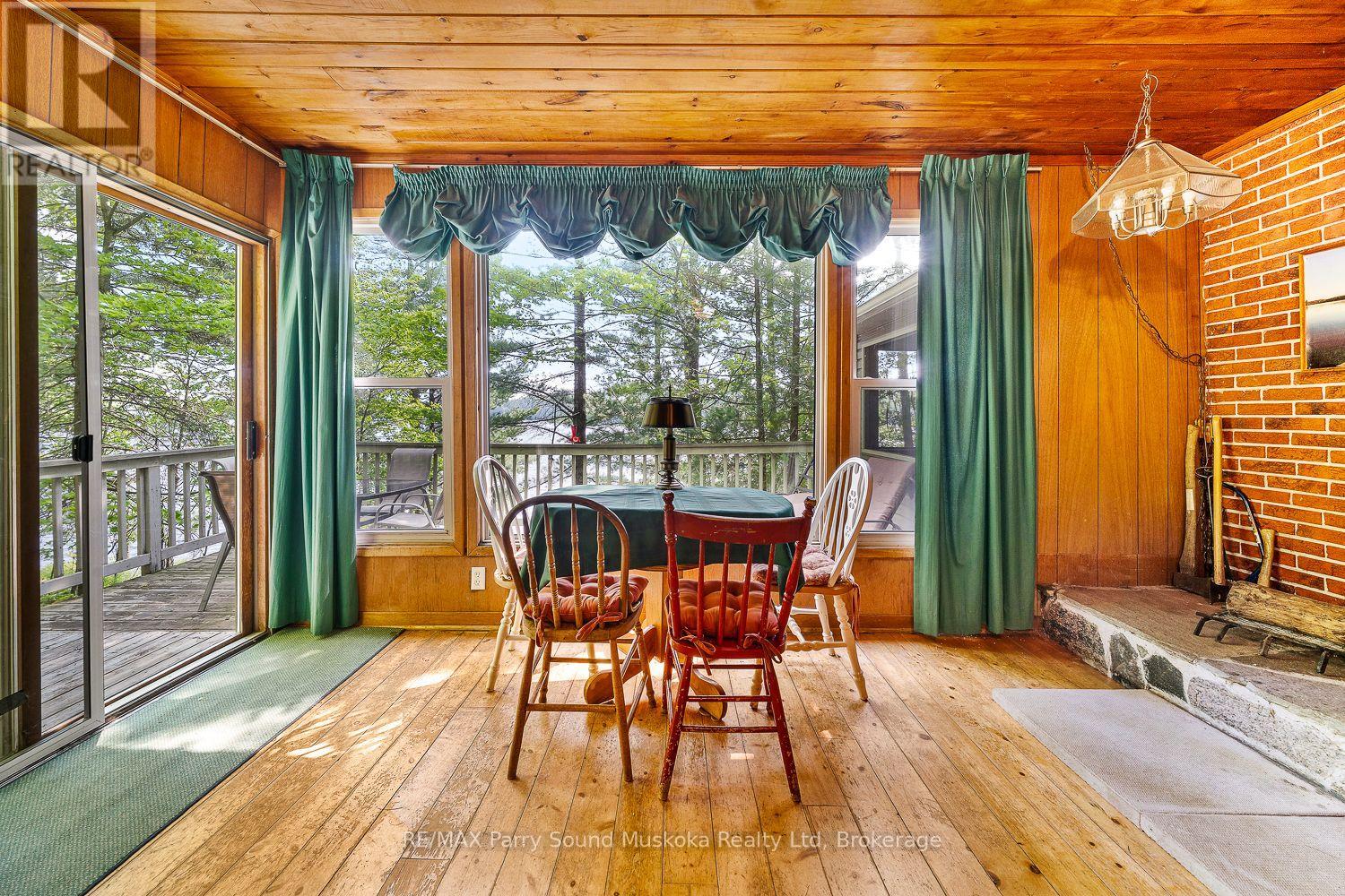 Photo 26 of 40 Jack And Vernas Lane, Magnetawan ON