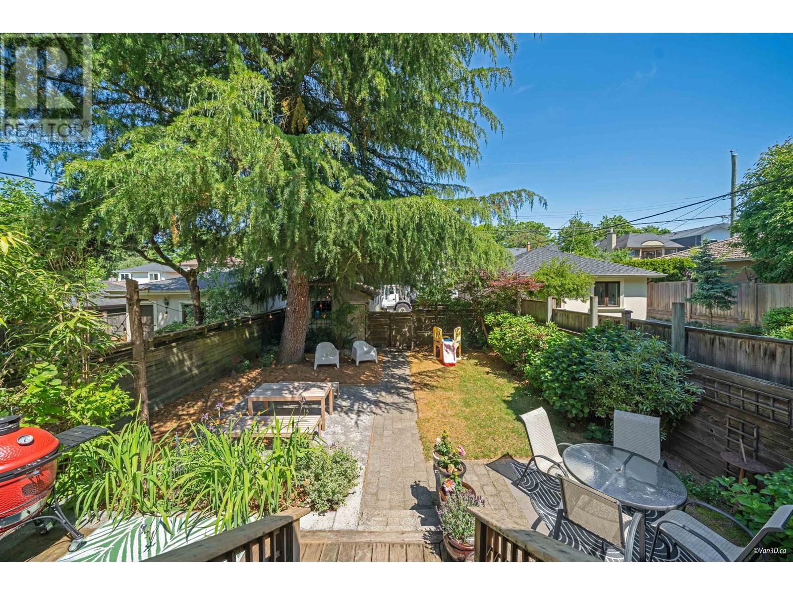 Photo 29 of 3137 W 28th Avenue, Vancouver BC
