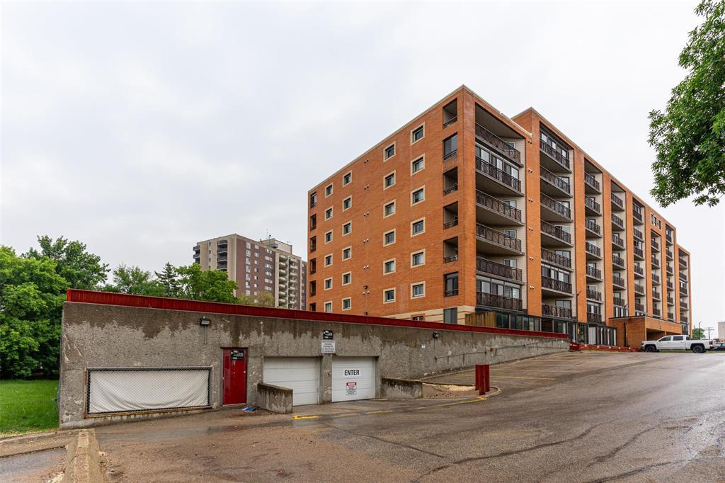 Photo 3 of 312 1720 Pembina Highway, Winnipeg MB
