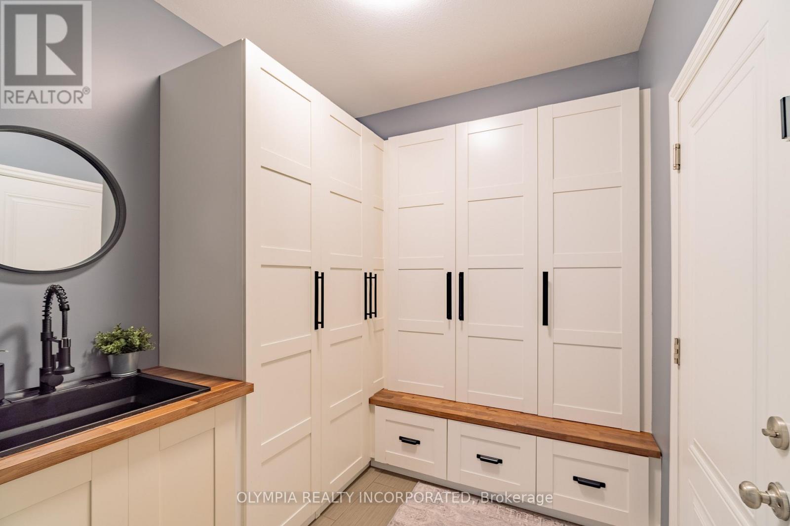 Photo 42 of 6149 Cuviello Court, Niagara Falls ON