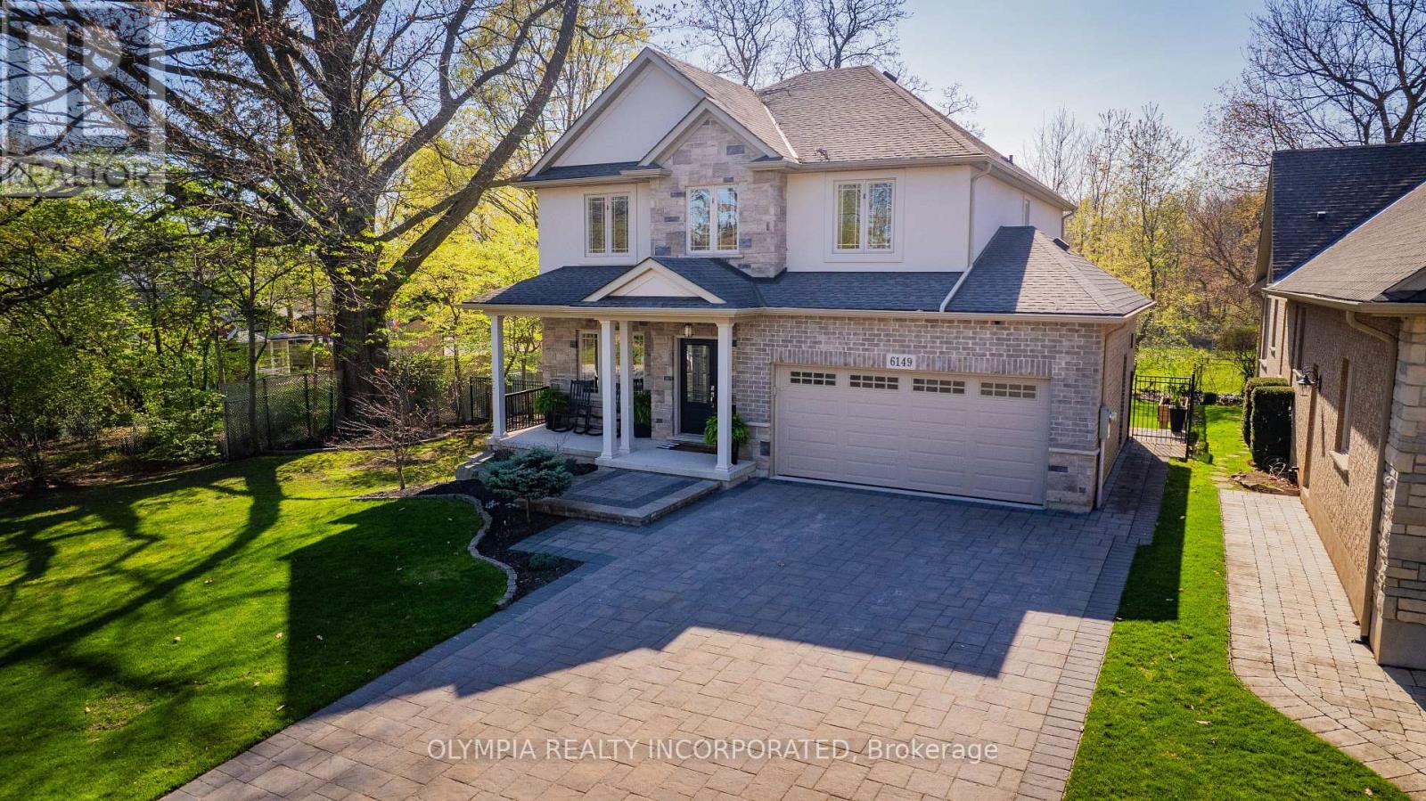 Photo 12 of 6149 Cuviello Court, Niagara Falls ON