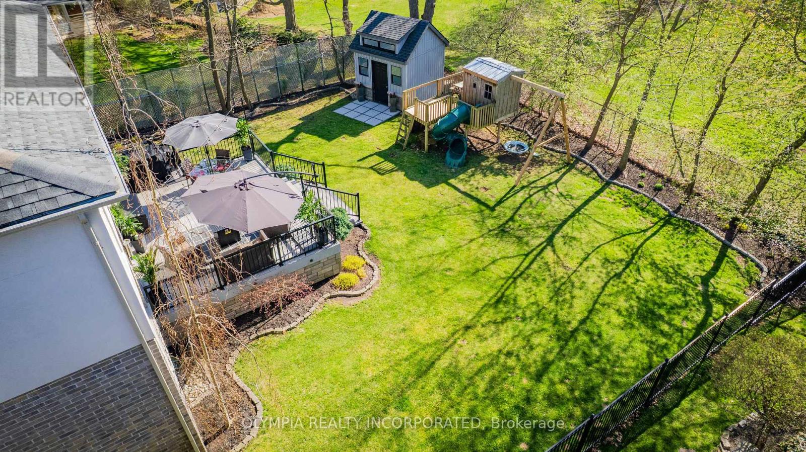 Photo 6 of 6149 Cuviello Court, Niagara Falls ON