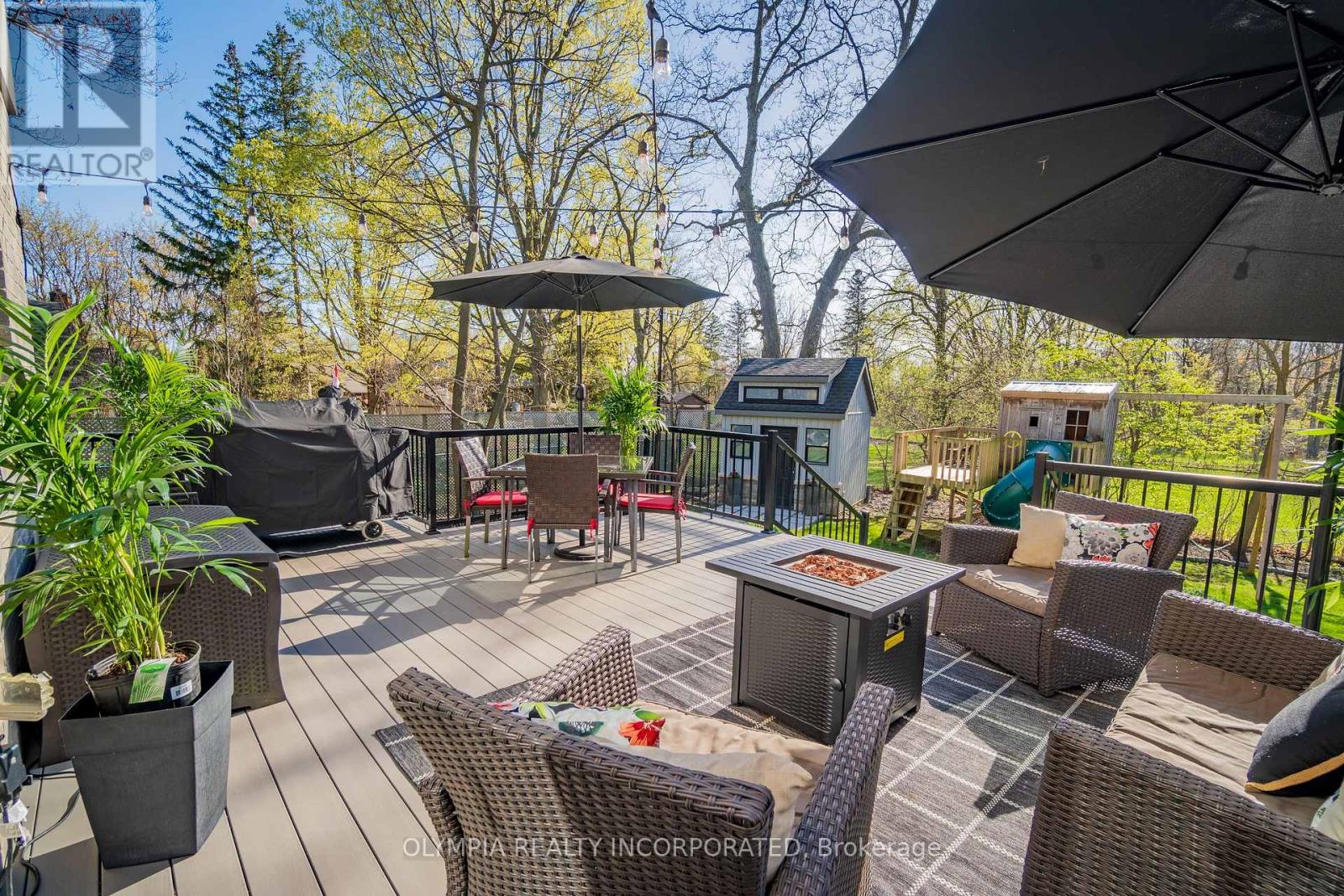 Photo 14 of 6149 Cuviello Court, Niagara Falls ON