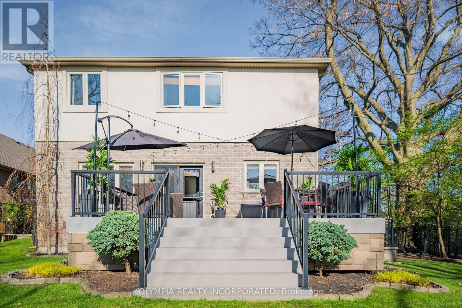 Photo 33 of 6149 Cuviello Court, Niagara Falls ON