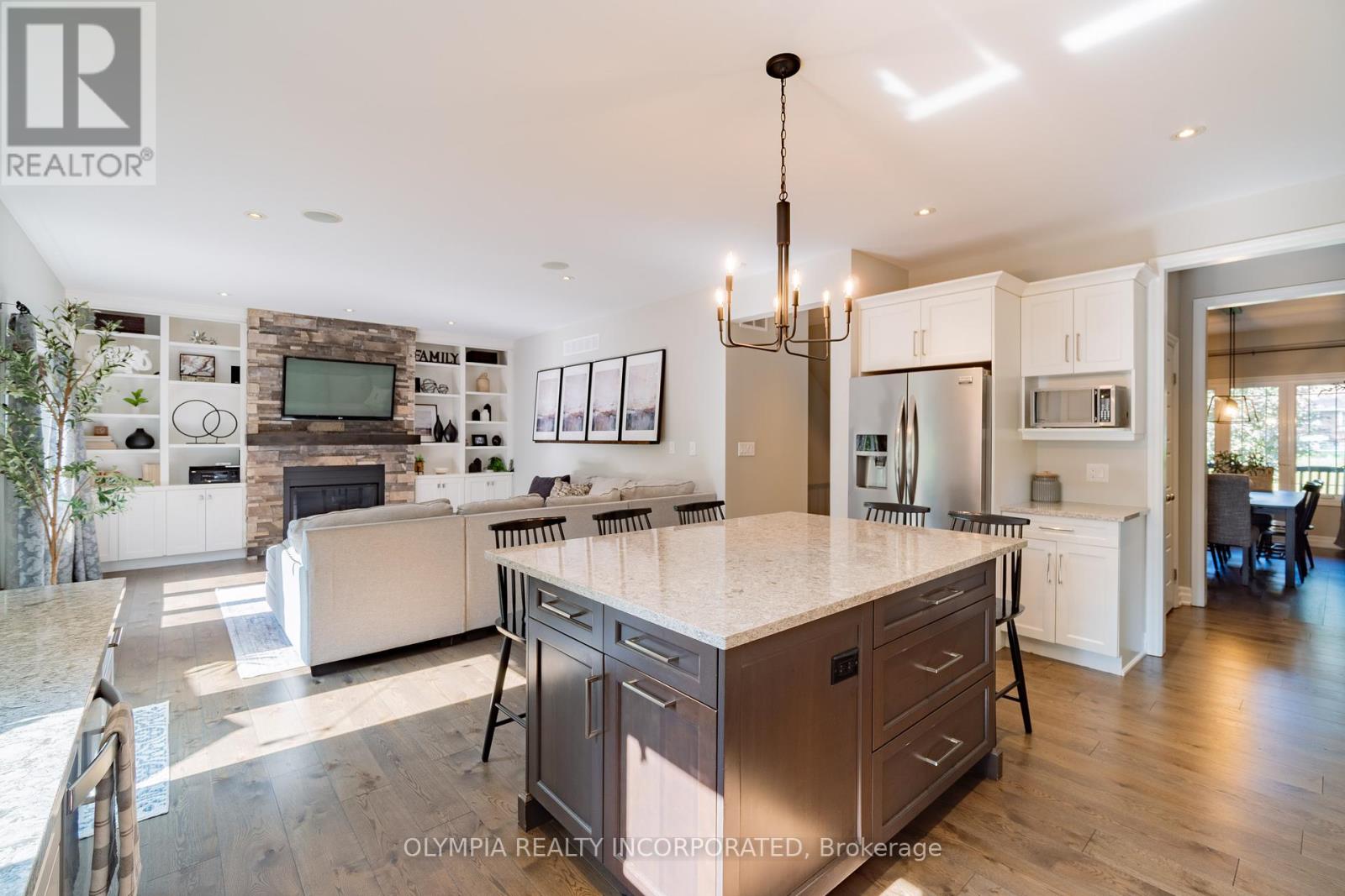 Photo 24 of 6149 Cuviello Court, Niagara Falls ON