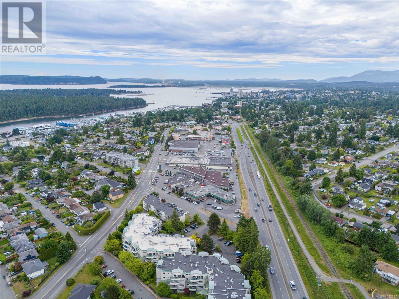 Photo 41 of 700 Poplar St, Nanaimo BC