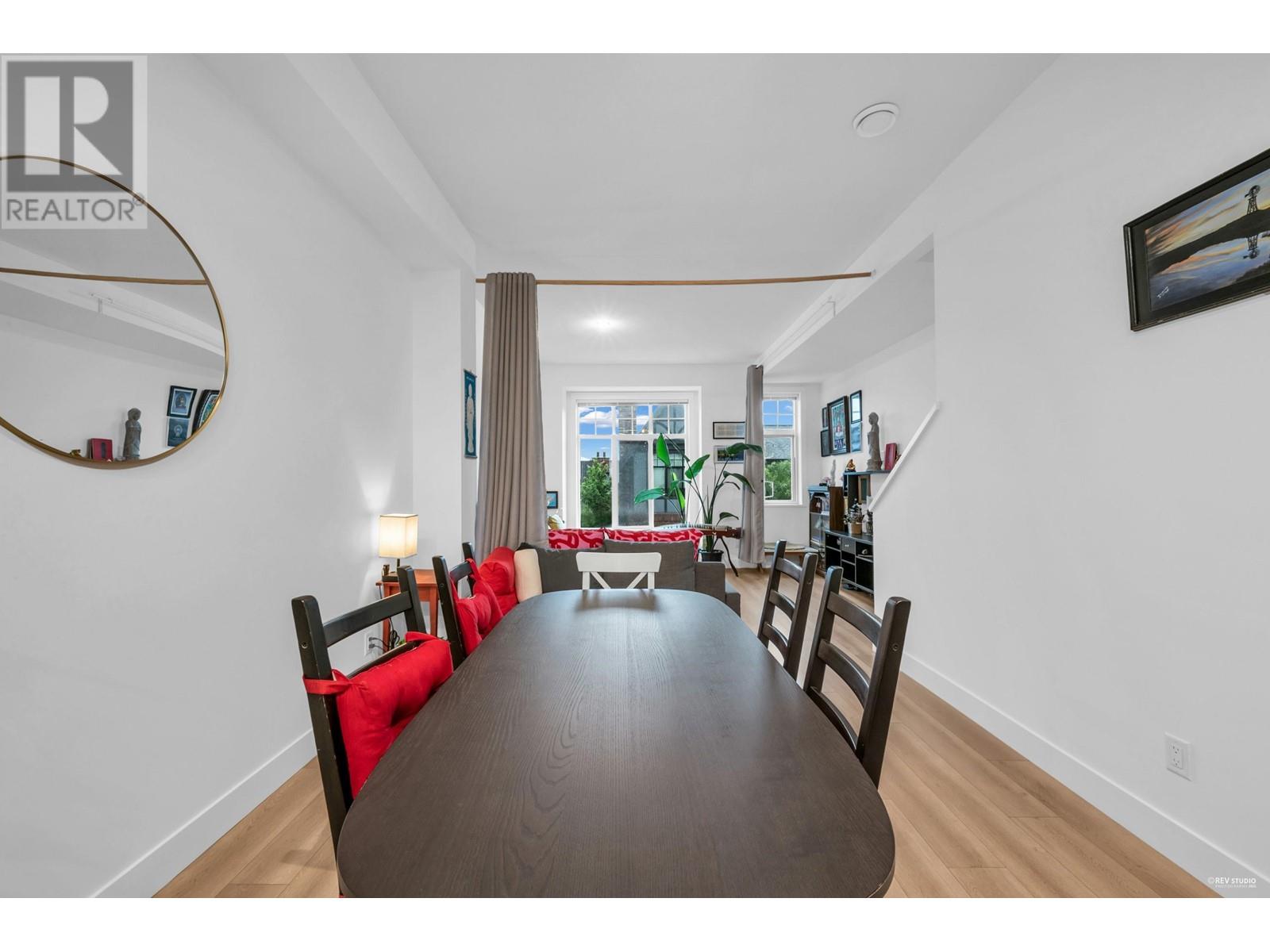 Photo 6 of 64 3552 Victoria Drive, Coquitlam BC