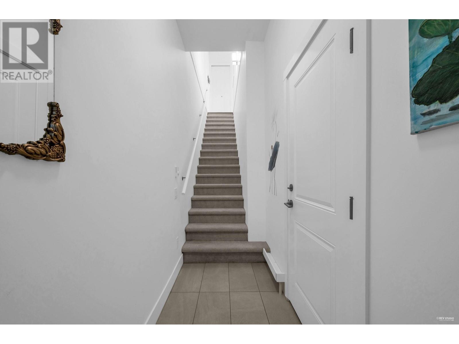 Photo 7 of 64 3552 Victoria Drive, Coquitlam BC