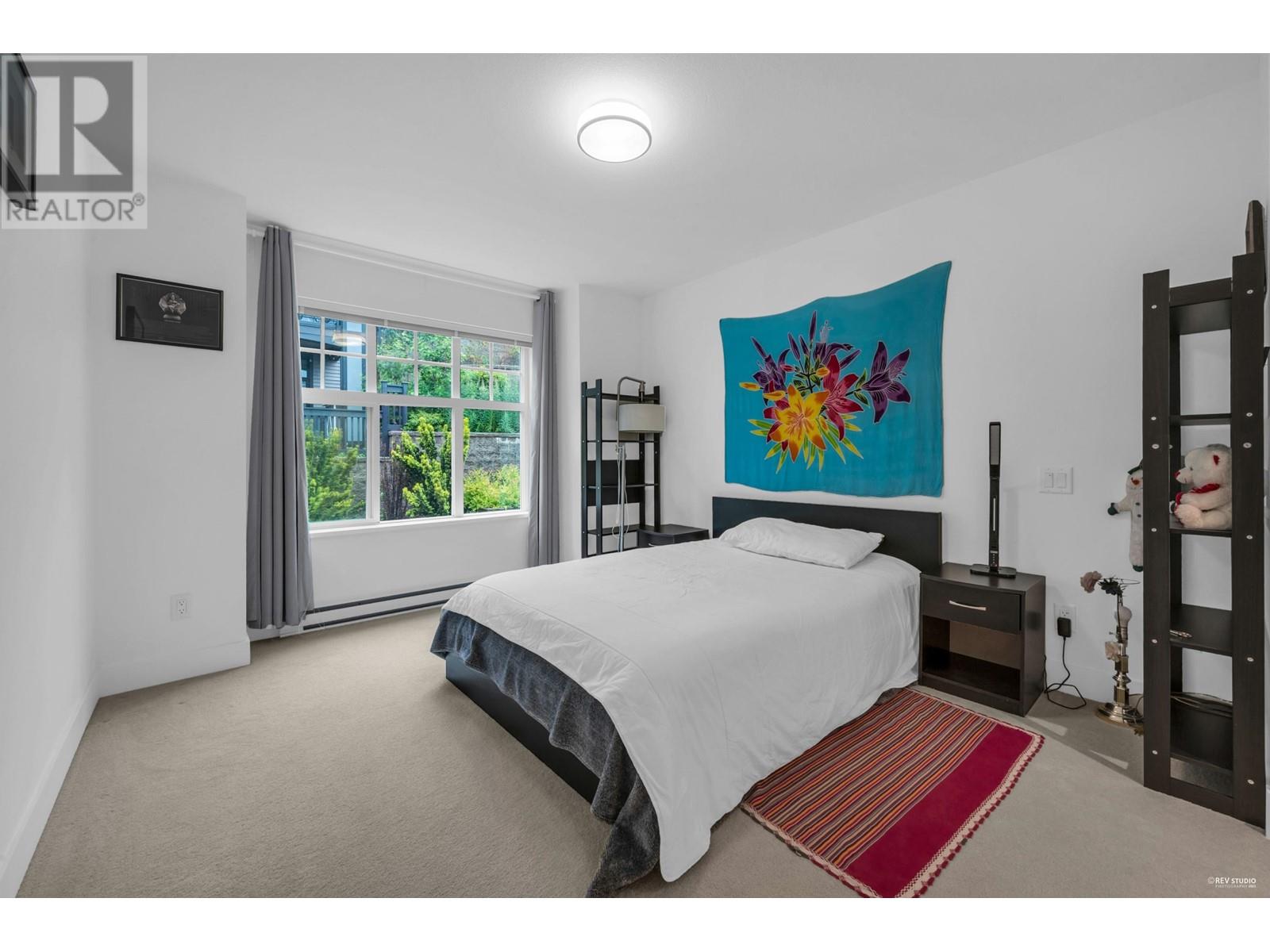Photo 12 of 64 3552 Victoria Drive, Coquitlam BC