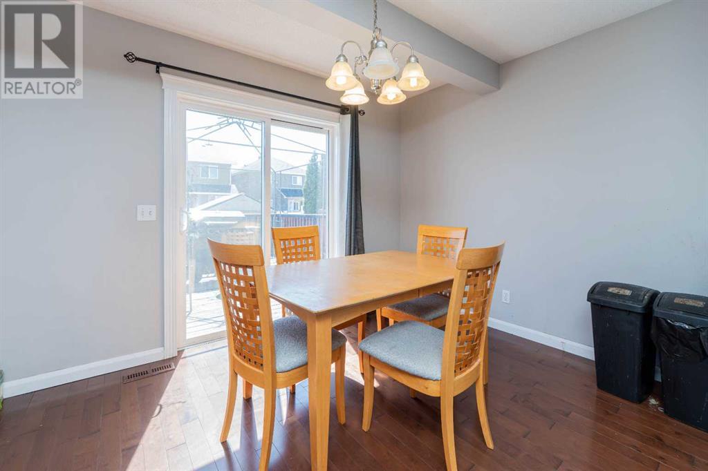 Single Family House for Sale in  Saddleridge Close NE Saddle Ridge Calgary 