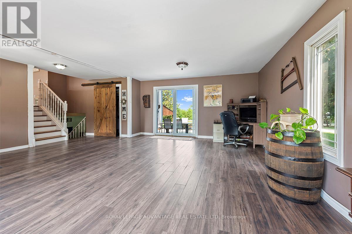 Photo 13 of 541 Pioneer Road, Merrickvillewolford ON