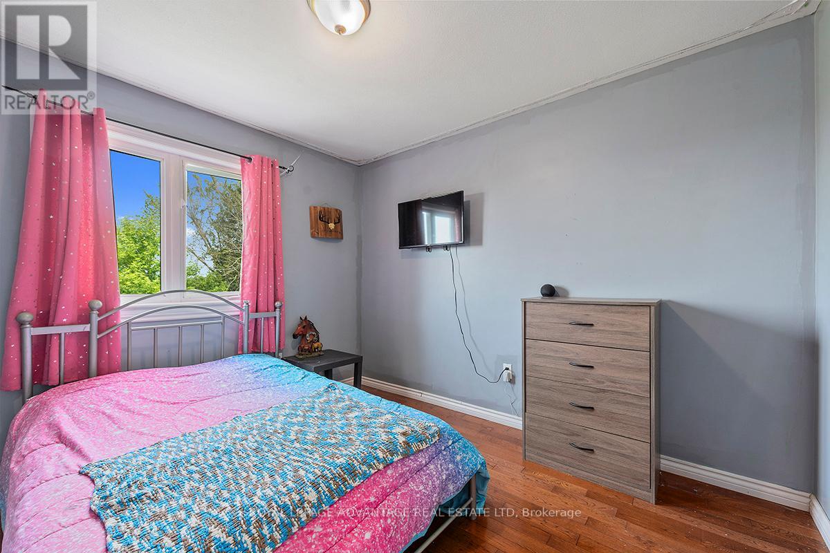 Photo 21 of 541 Pioneer Road, Merrickvillewolford ON