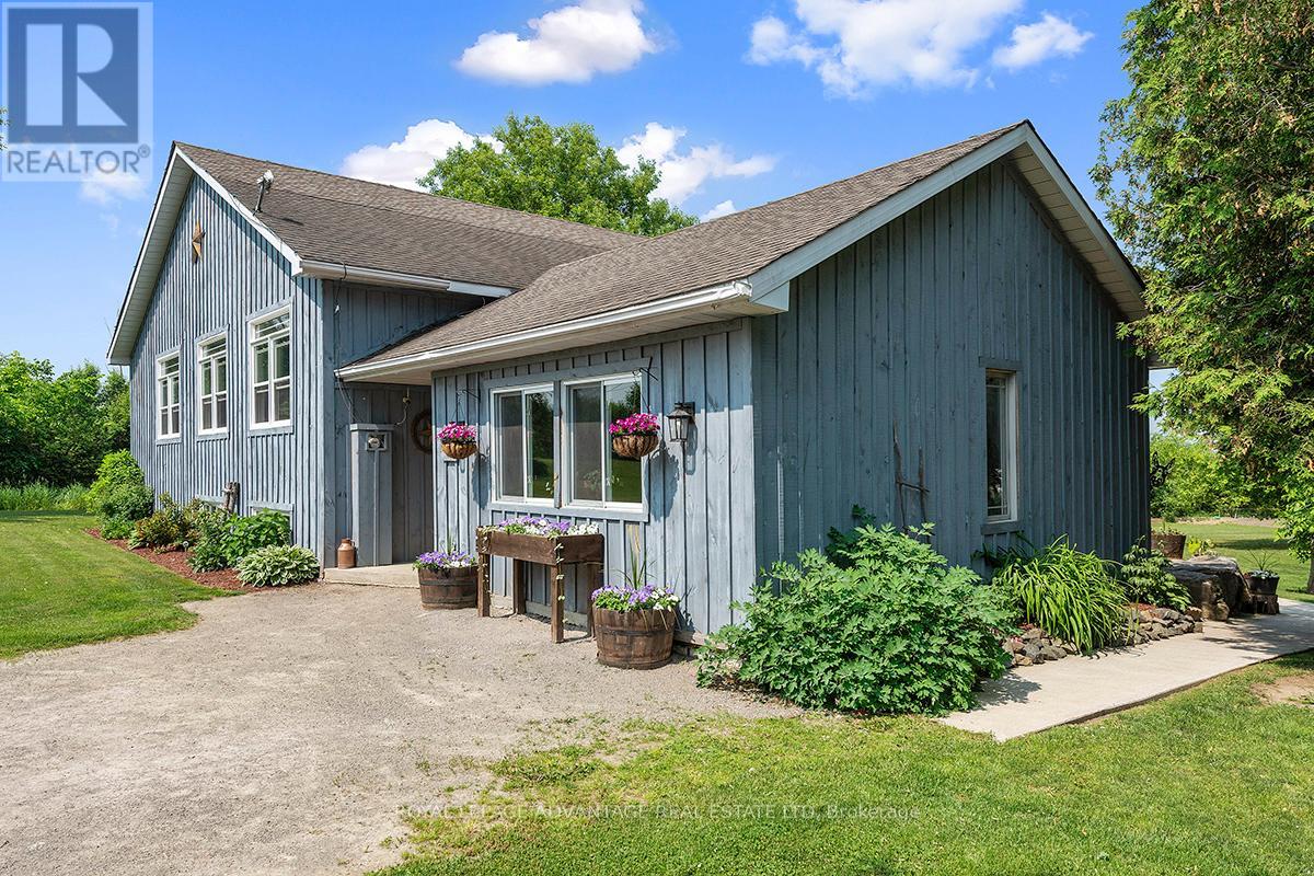 Photo 3 of 541 Pioneer Road, Merrickvillewolford ON