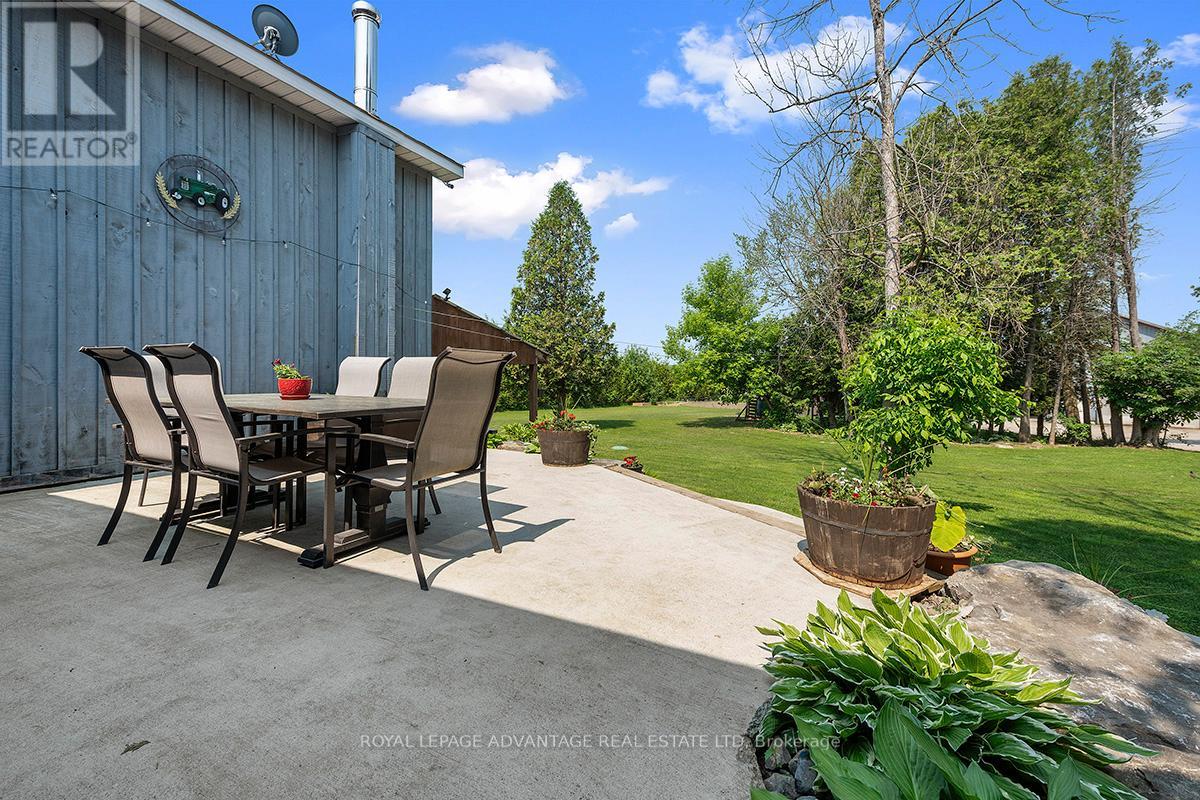 Photo 5 of 541 Pioneer Road, Merrickvillewolford ON