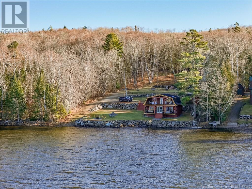 41 OLD BIRCH LANE - 36