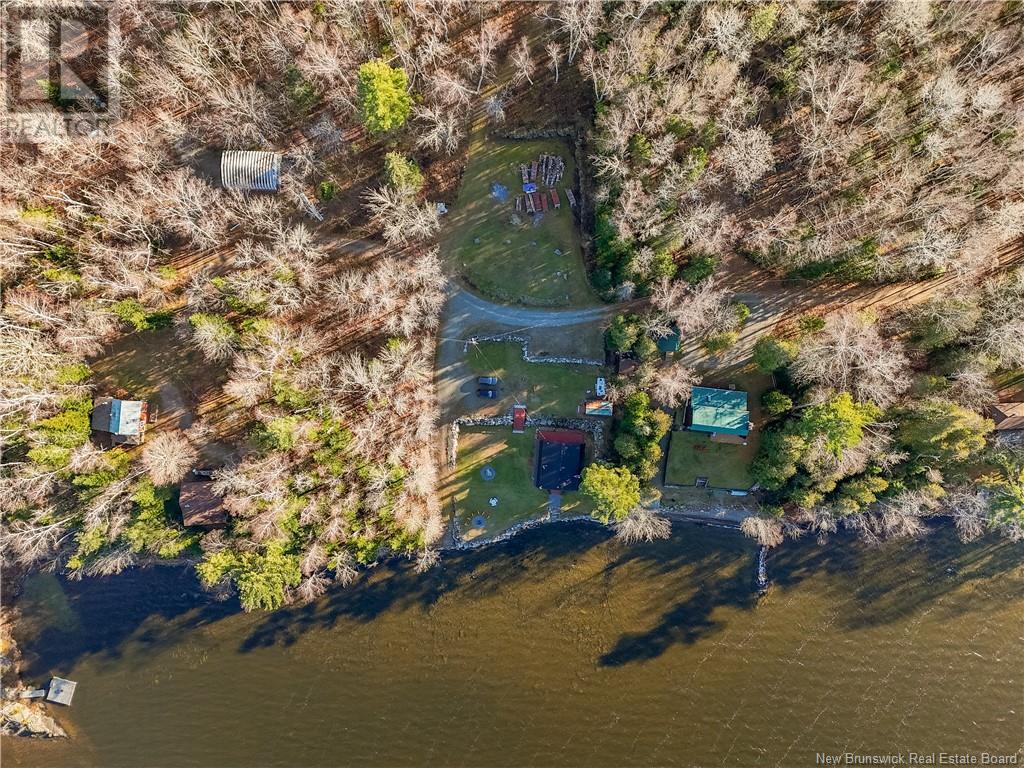 41 OLD BIRCH LANE - 43