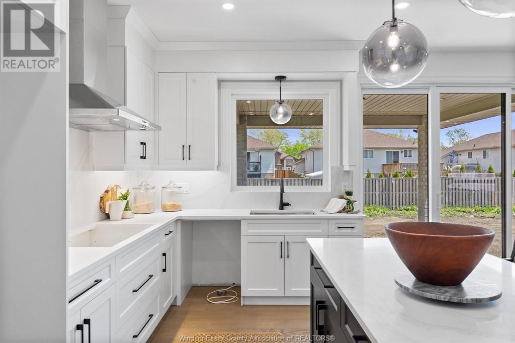 Photo 14 of 1223 Campana Crescent, Lakeshore ON