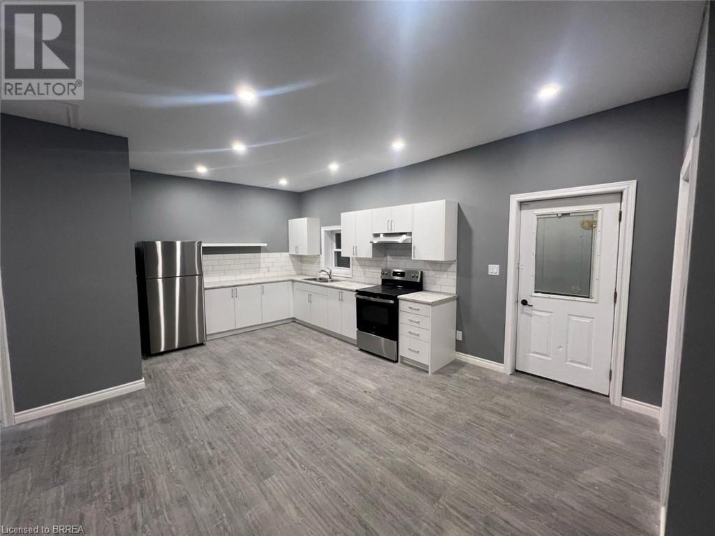 Photo 8 of 12 Main Street E Unit 3, Selkirk ON