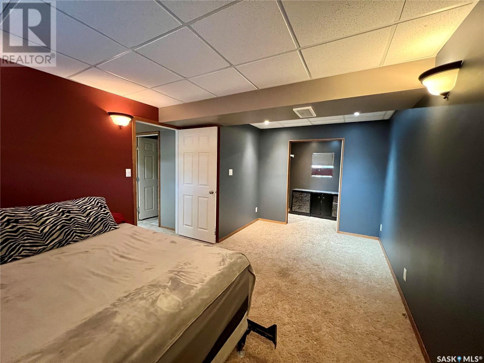 Single Family House Bungalow for Sale in  th AVENUE NW Swift Current 