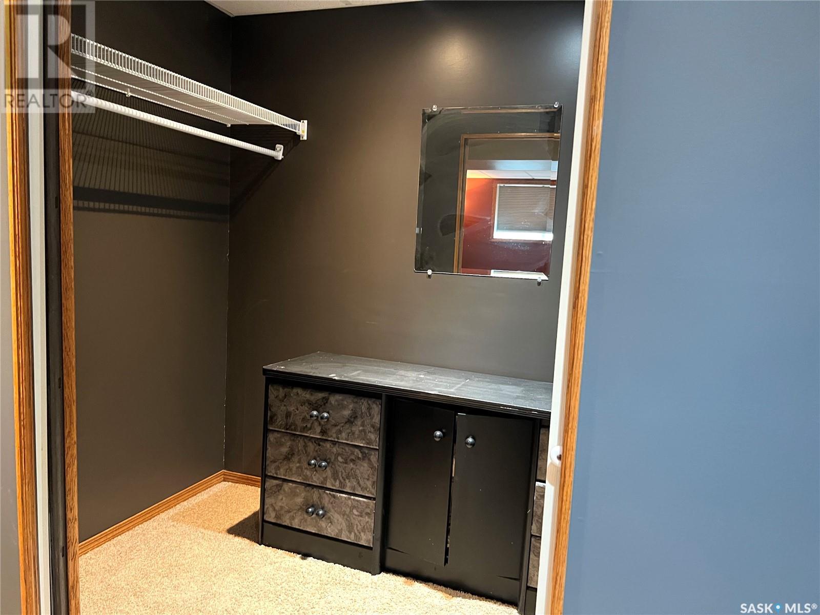 Single Family House Bungalow for Sale in  th AVENUE NW Swift Current 